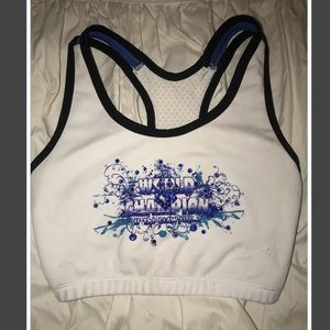 CA sports bra